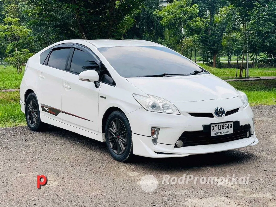 2013-toyota-prius-18-hybrid-e-trd-sportivo-bangkok-toyota-prius-18-trd-sportivo-mnc-2013-39208442