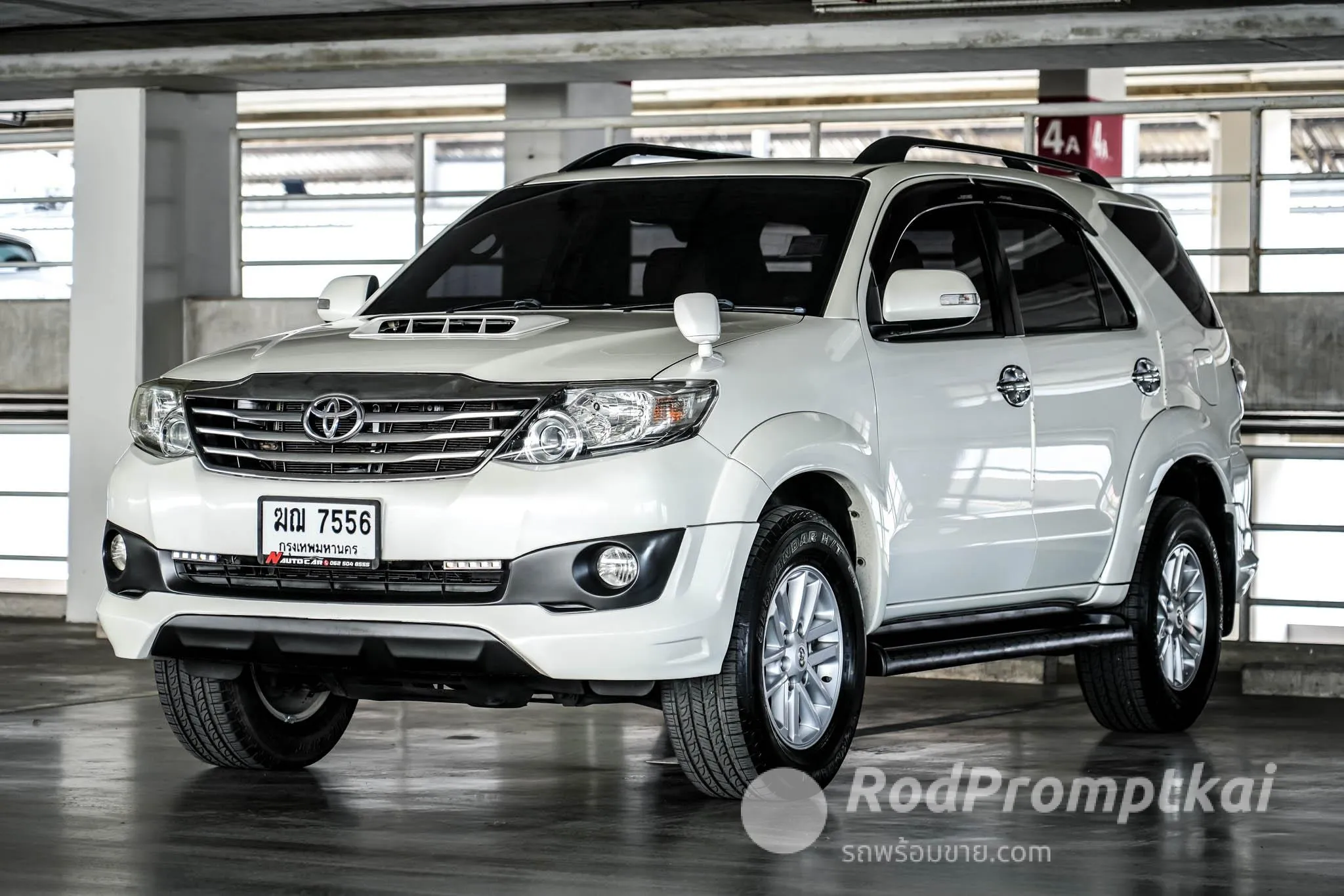 2012-toyota-fortuner-30-v-bangkok-7-30v-2wd-17389132