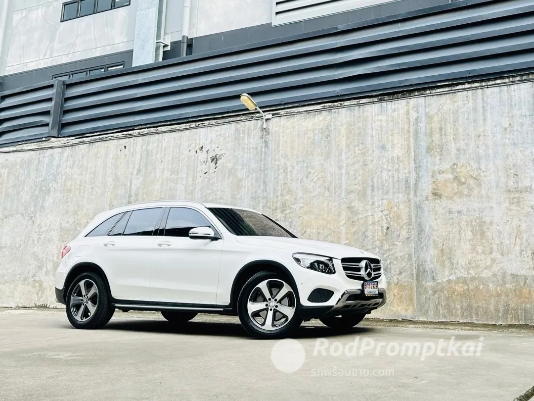 2016-mercedez-benz-glc-class-250d-21-4matic-4wd-bangkok-benz-thailand-47364797