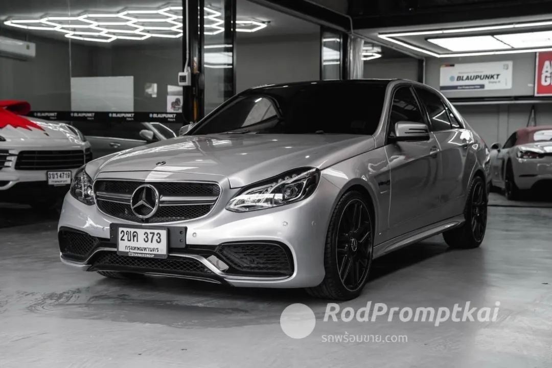 2012-mercedez-benz-e-class-e63-amg-55-s-bangkok-mercedes-benz-w212-e63-facelift-look-2012-38038548