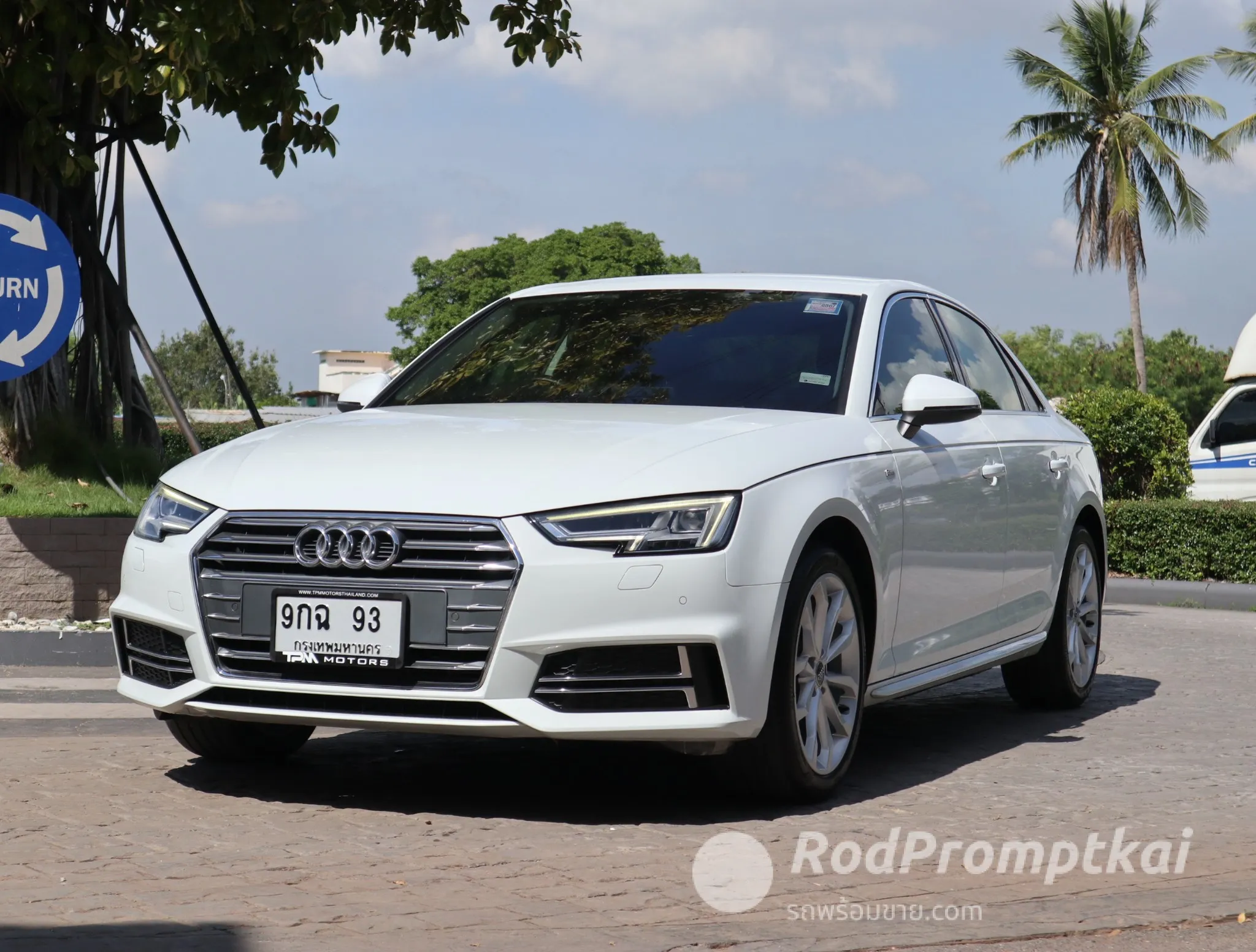 2017-audi-a4-20-tfsi-bangkok-certificate-55718284