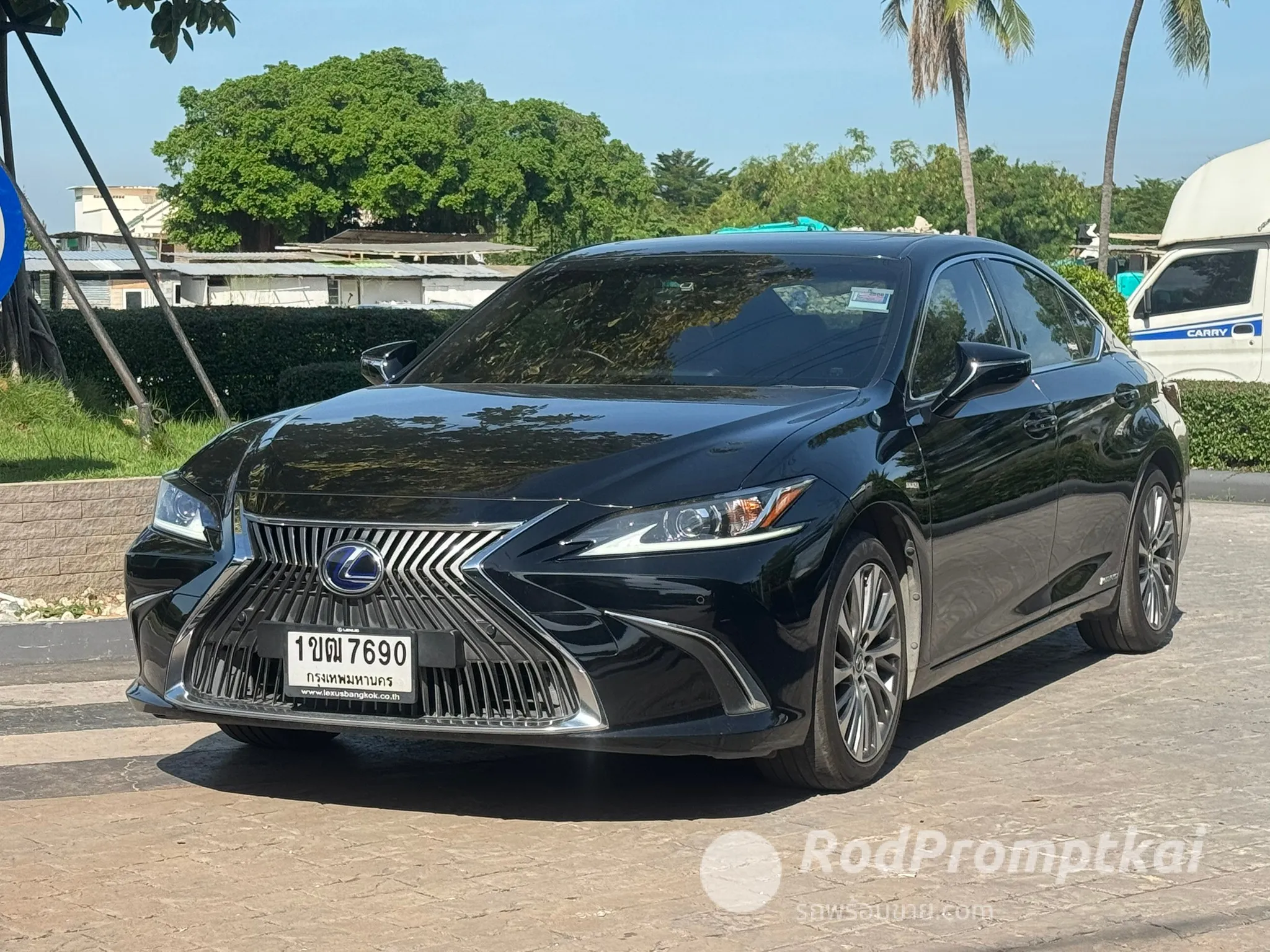 2020-lexus-es300h-25-luxury-bangkok-hybrid-lexus-10-57064304