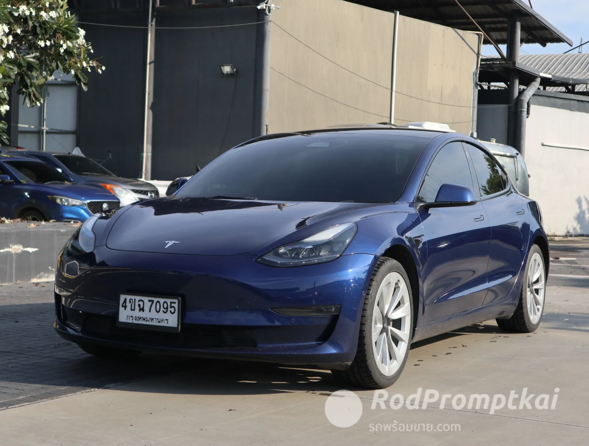 2023-tesla-model-3-long-range-4wd-bangkok-8-192000-24566-66278998