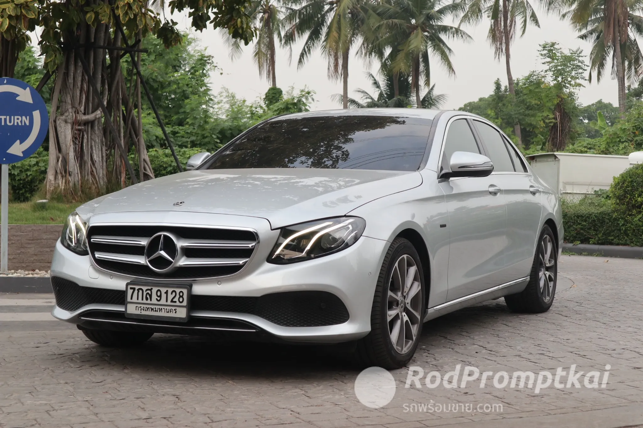 2018-mercedez-benz-e-class-e350e-20-avantgarde-bangkok-71016632