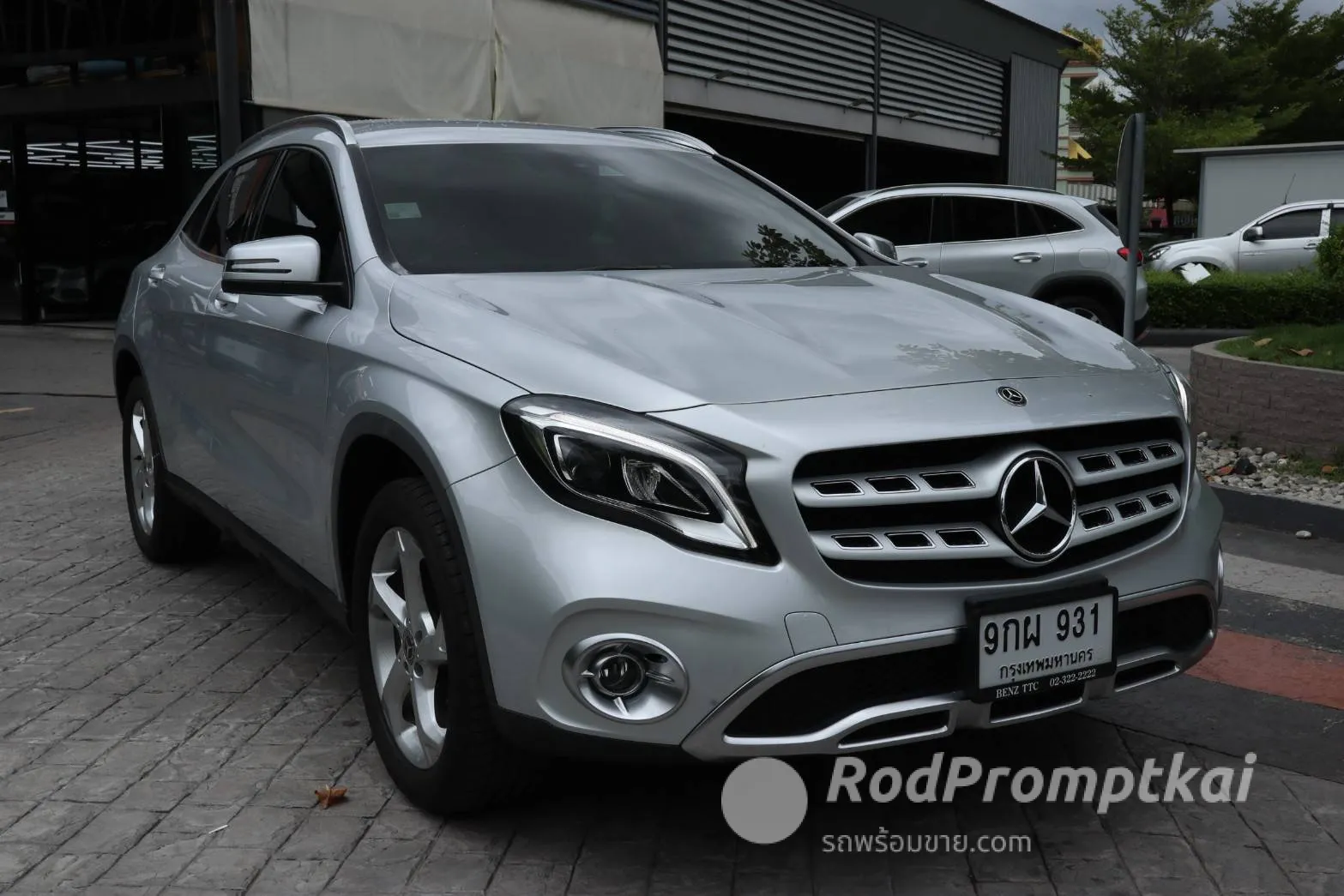 2019-mercedez-benz-gla-class-200-16-urban-bangkok-04195365