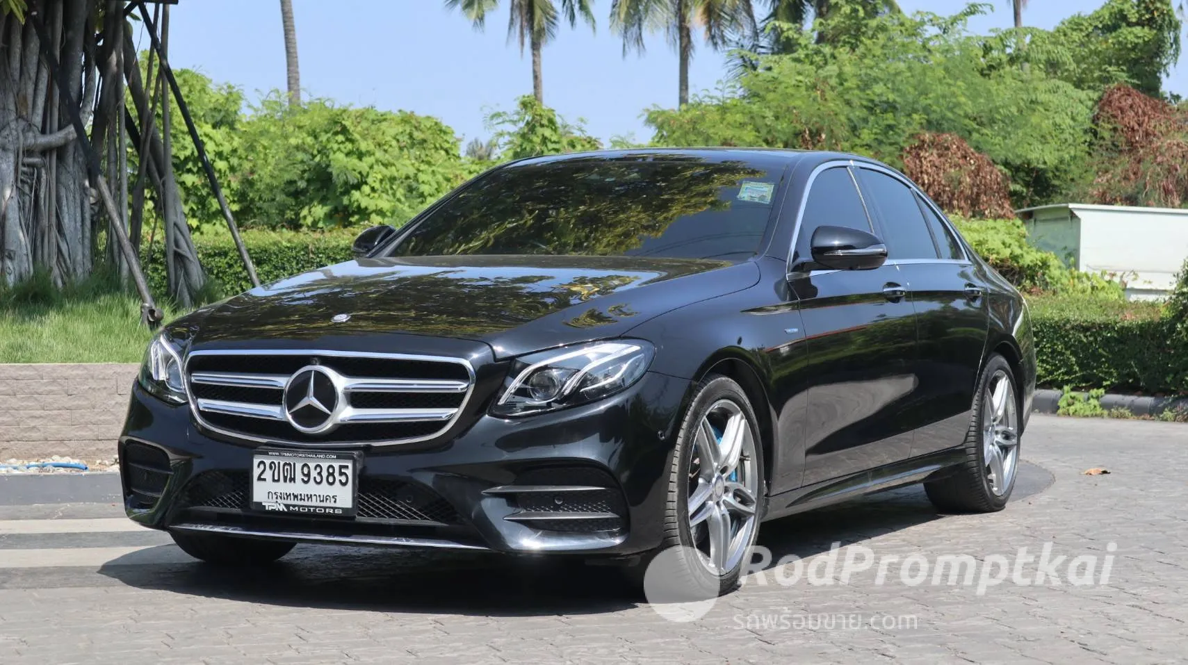 2017-mercedez-benz-e-class-e350e-20-amg-dynamic-bangkok-25347510