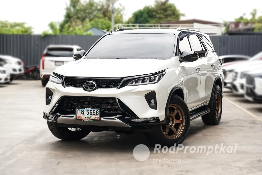 2021-toyota-fortuner-28-legender-bangkok-30398248