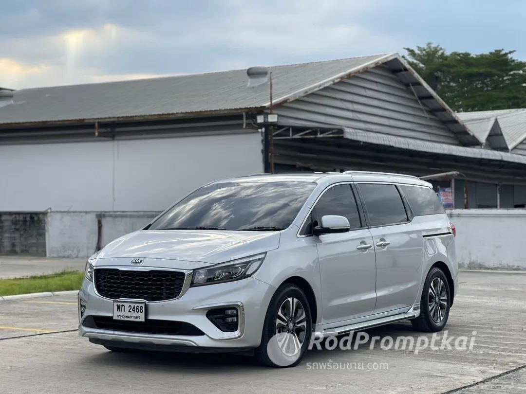 2018-kia-grand-carnival-22-sxl-bangkok-kia-grand-carnival-sxl-mnc-2018-2019-00662943