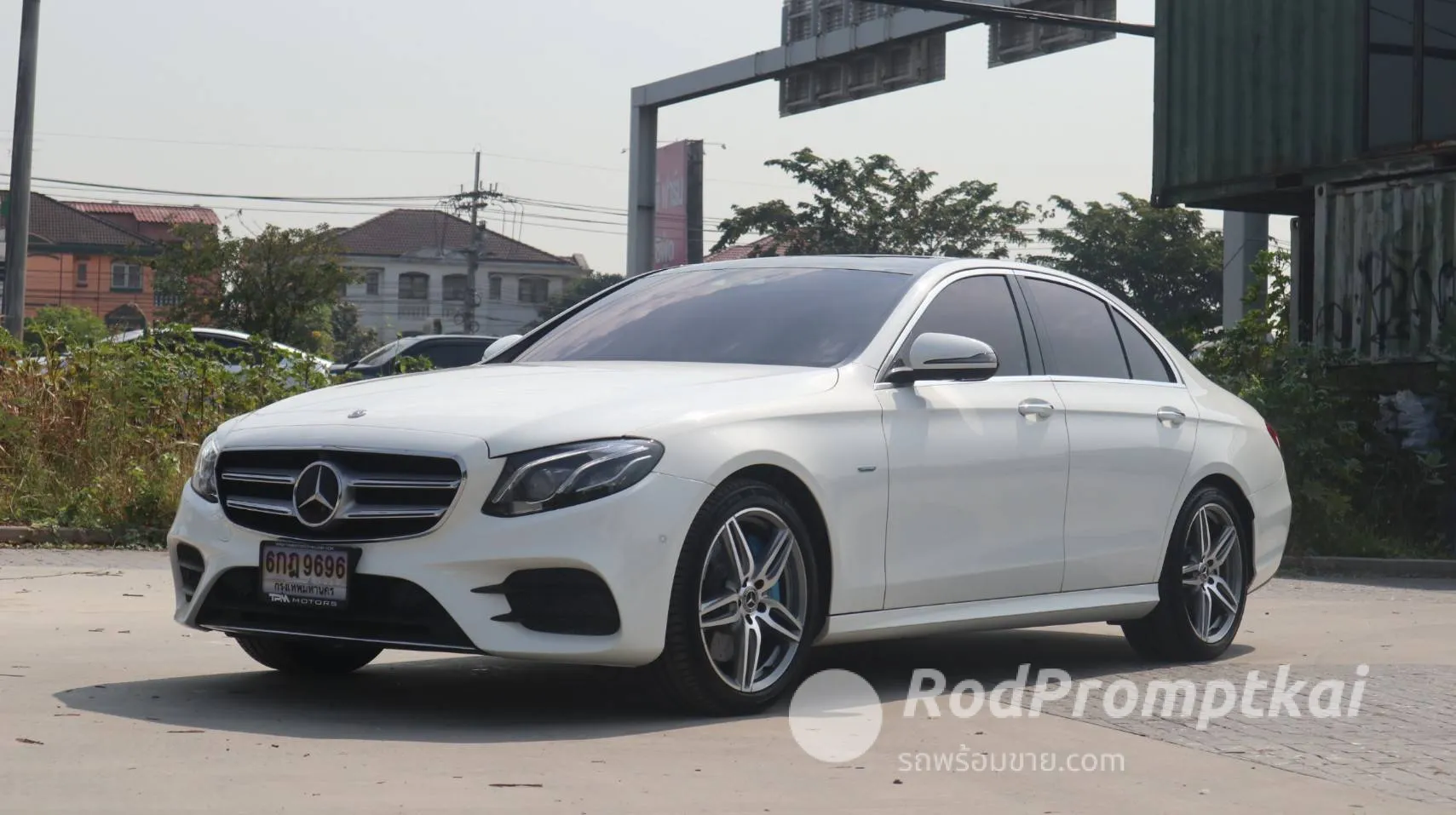 2018-mercedez-benz-e-class-e350e-20-amg-dynamic-bangkok-82062403