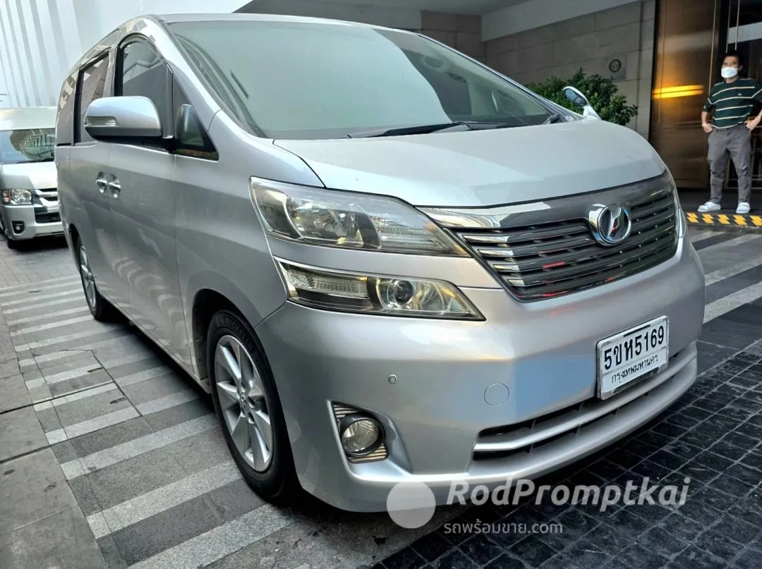 2010-toyota-vellfire-24-z-g-edition-bangkok-toyota-vellfire-24-sunroof-hybrid-2010-81739301