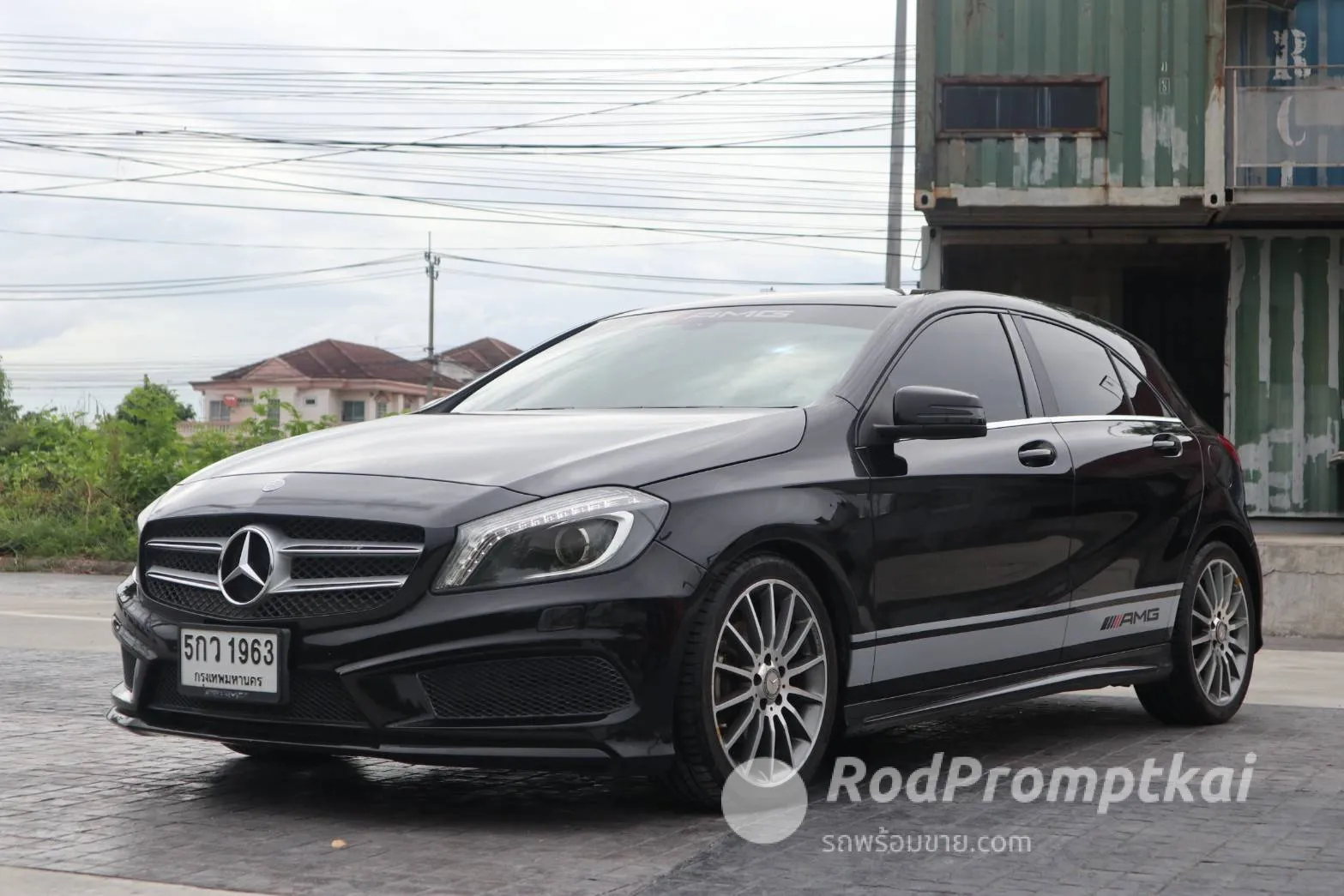 2014-mercedez-benz-a-class-a180-16-urban-bangkok-77658894