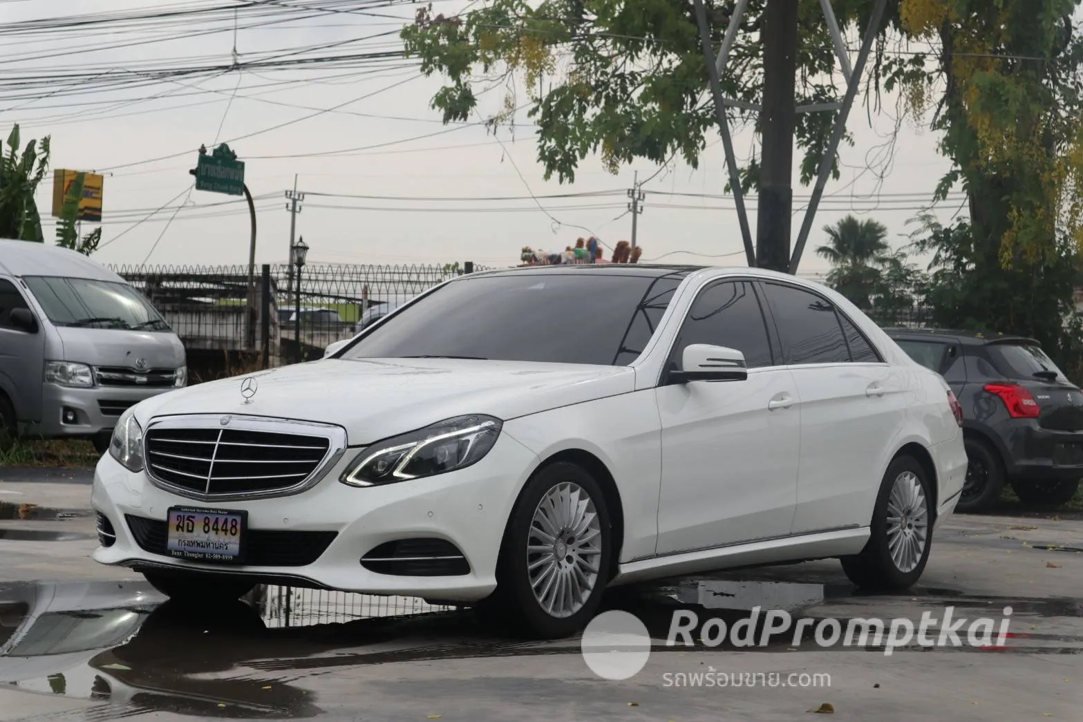 2017-mercedez-benz-e-class-e300e-20-exclusive-bangkok-34135736