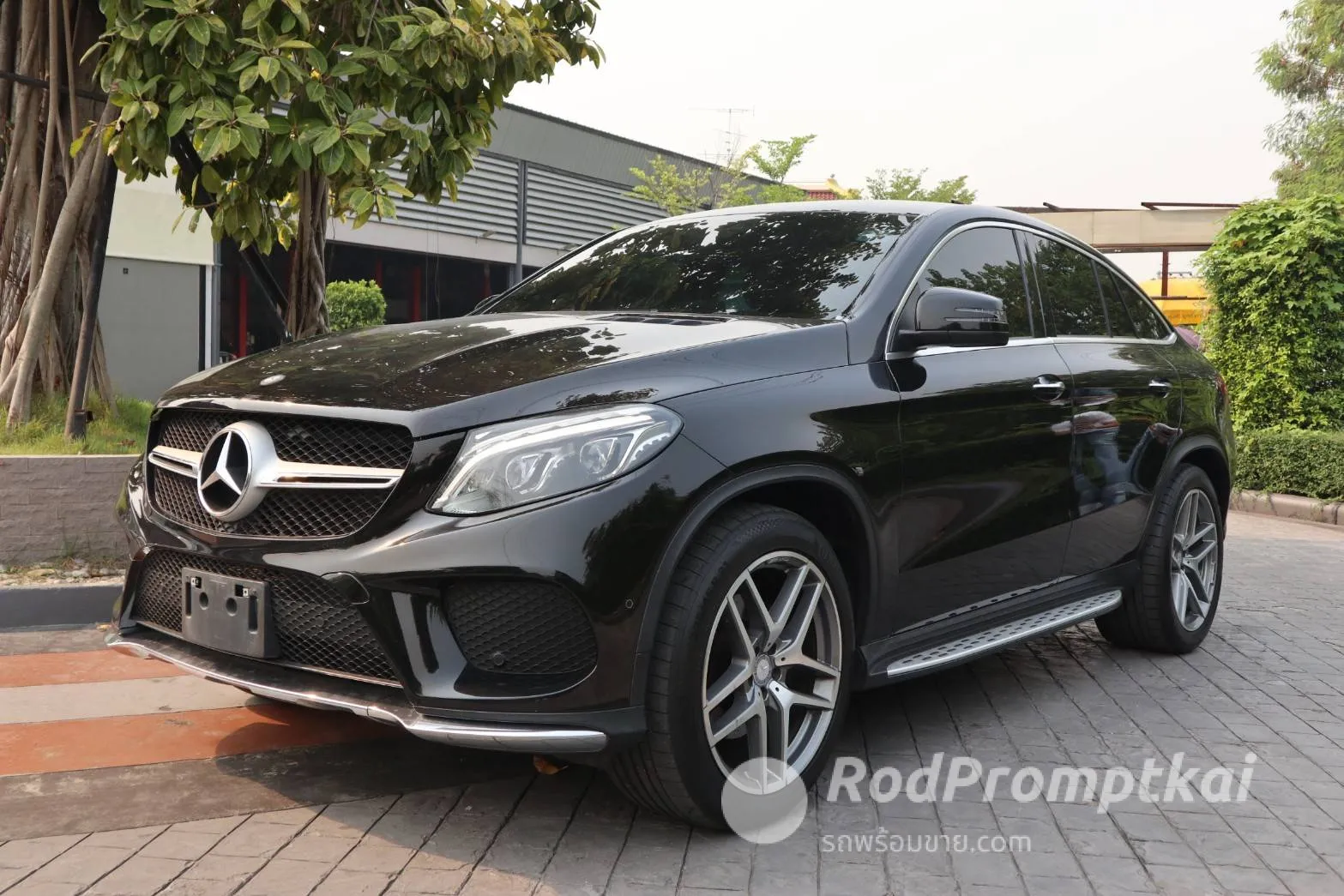 2017-mercedez-benz-gle-class-350d-30-4matic-amg-dynamic-4wd-bangkok-36675565