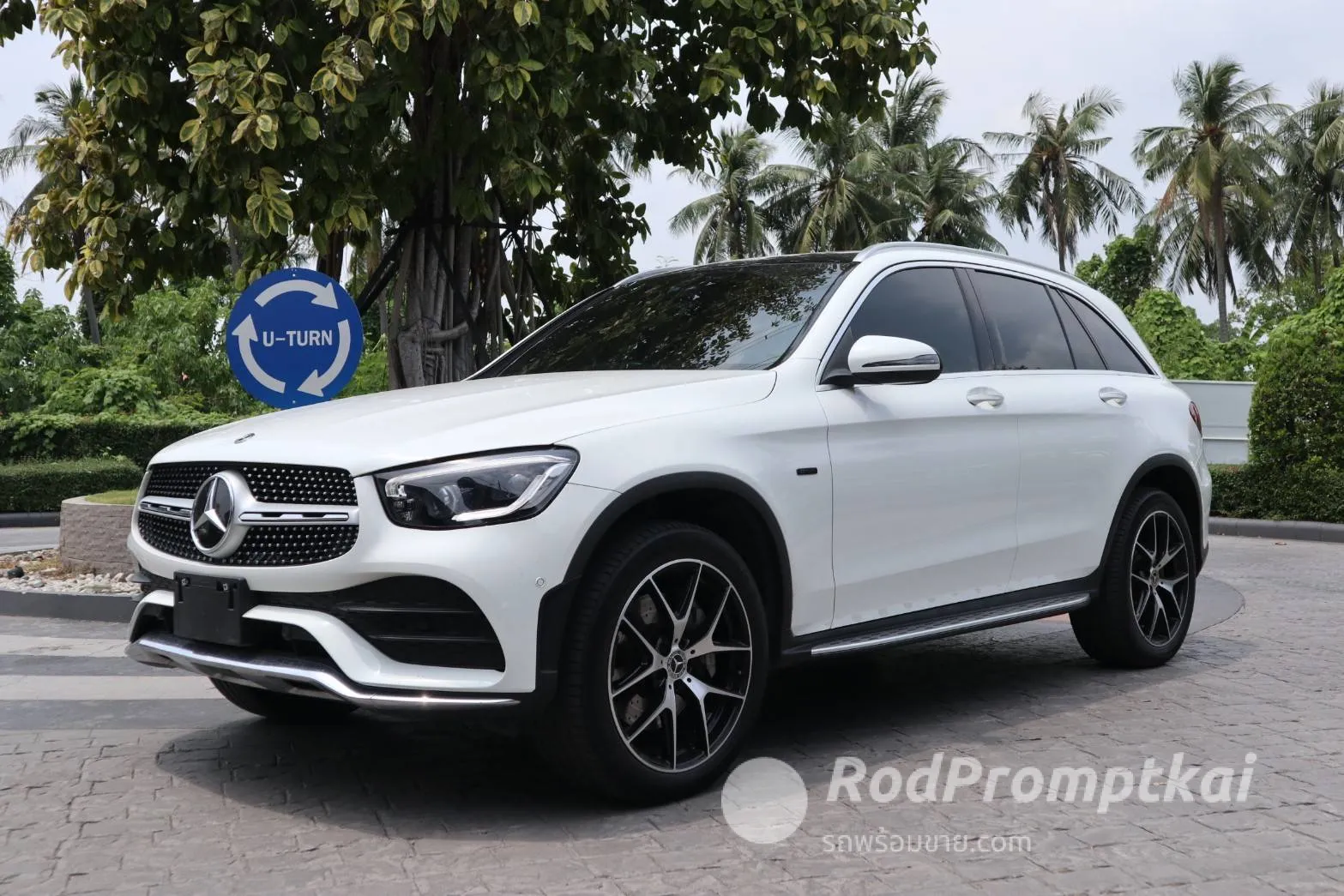 2020-mercedez-benz-glc-class-300e-20-4matic-amg-dynamic-4wd-bangkok-38061864