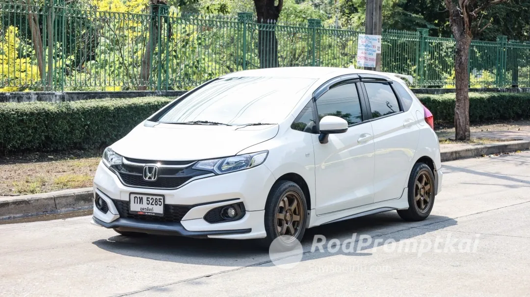 2019-honda-jazz-15-i-vtec-s-uttaradit-honda-jazz-15-s-2019-40782766