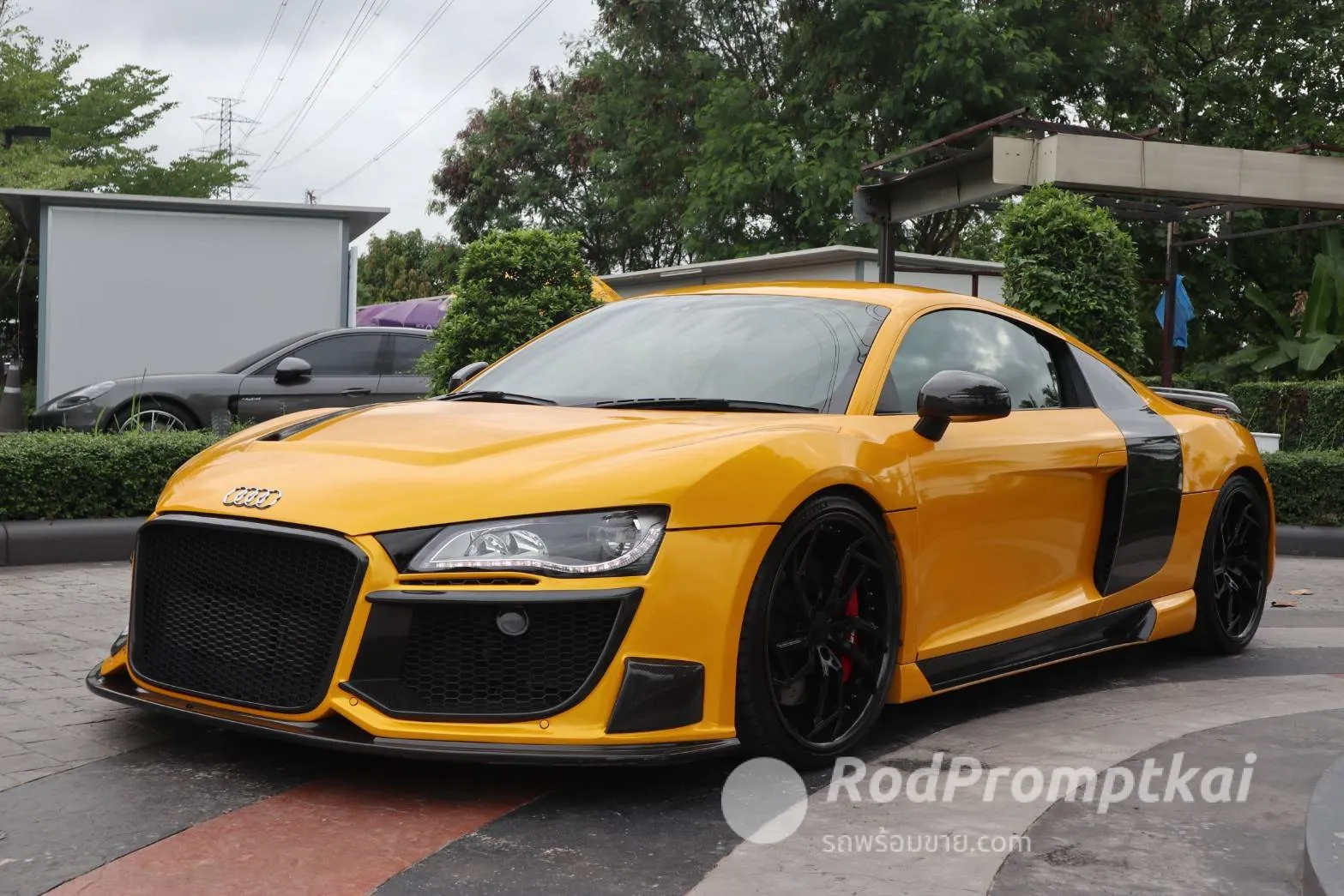 2011-audi-r8-42-fsi-quattro-4wd-bangkok-48452705