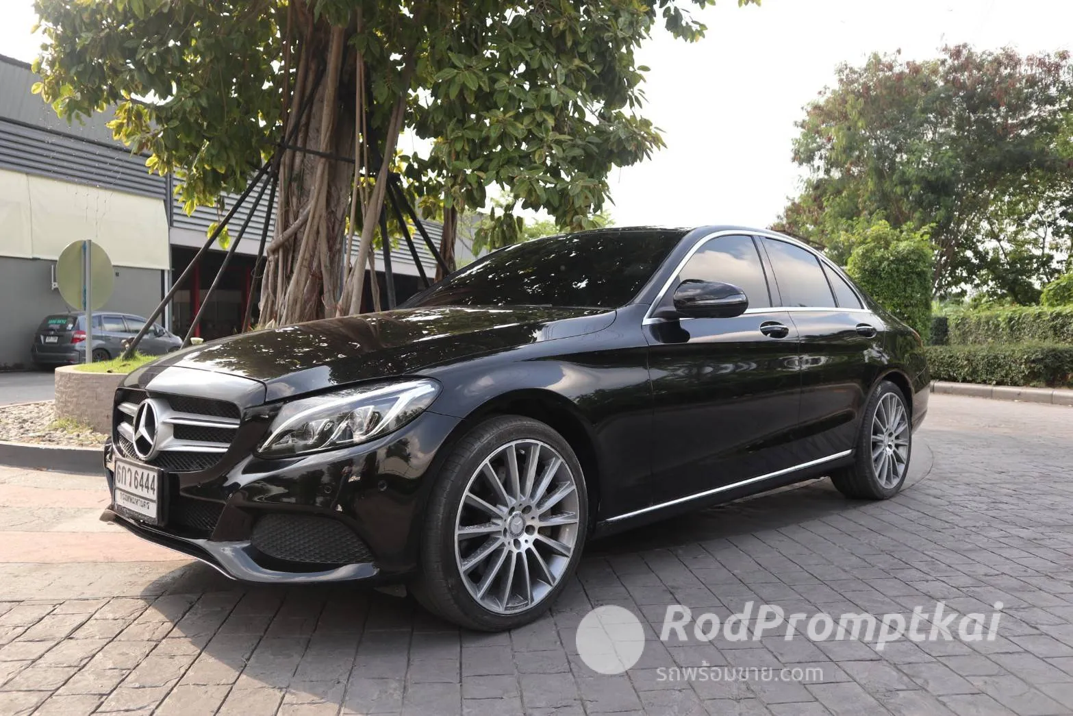 2016-mercedez-benz-c-class-c350e-20-amg-dynamic-bangkok-95109946