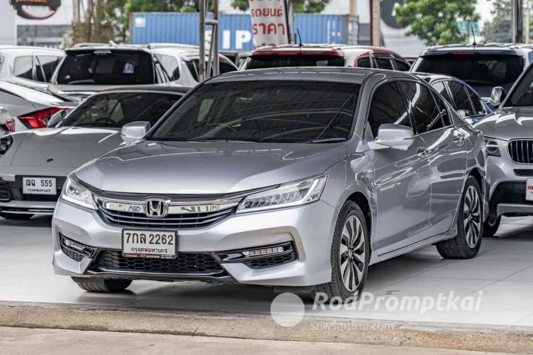 2018-honda-accord-20-hybrid-bangkok-95628374