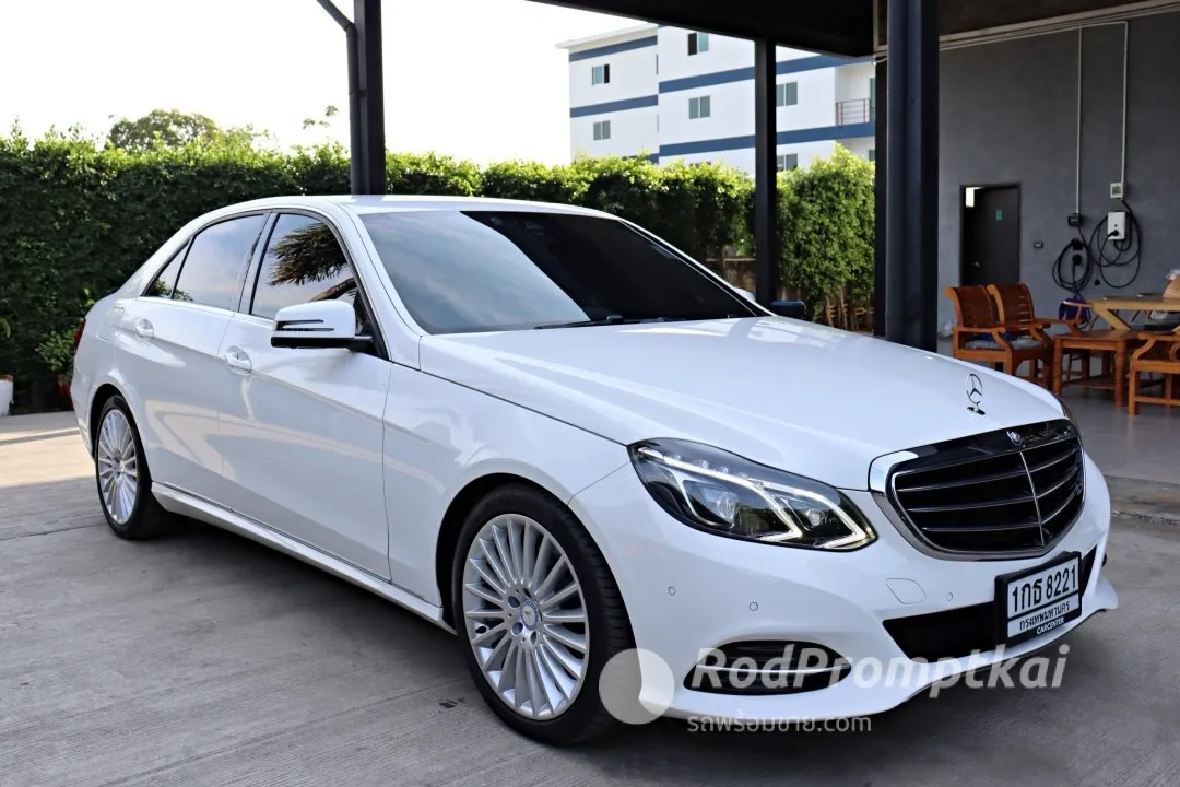 2014-mercedez-benz-e-class-e300-21-exclusive-blue-tec-hybrid-bangkok-00161886