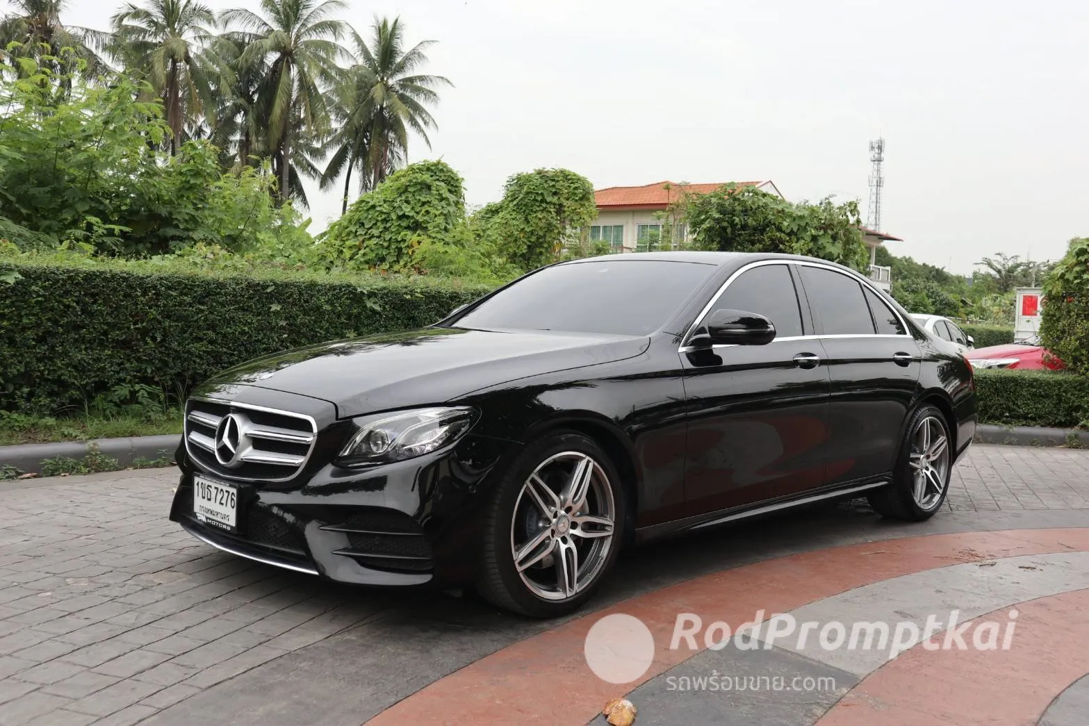 2017-mercedez-benz-e-class-e220d-20-amg-dynamic-bangkok-04009441