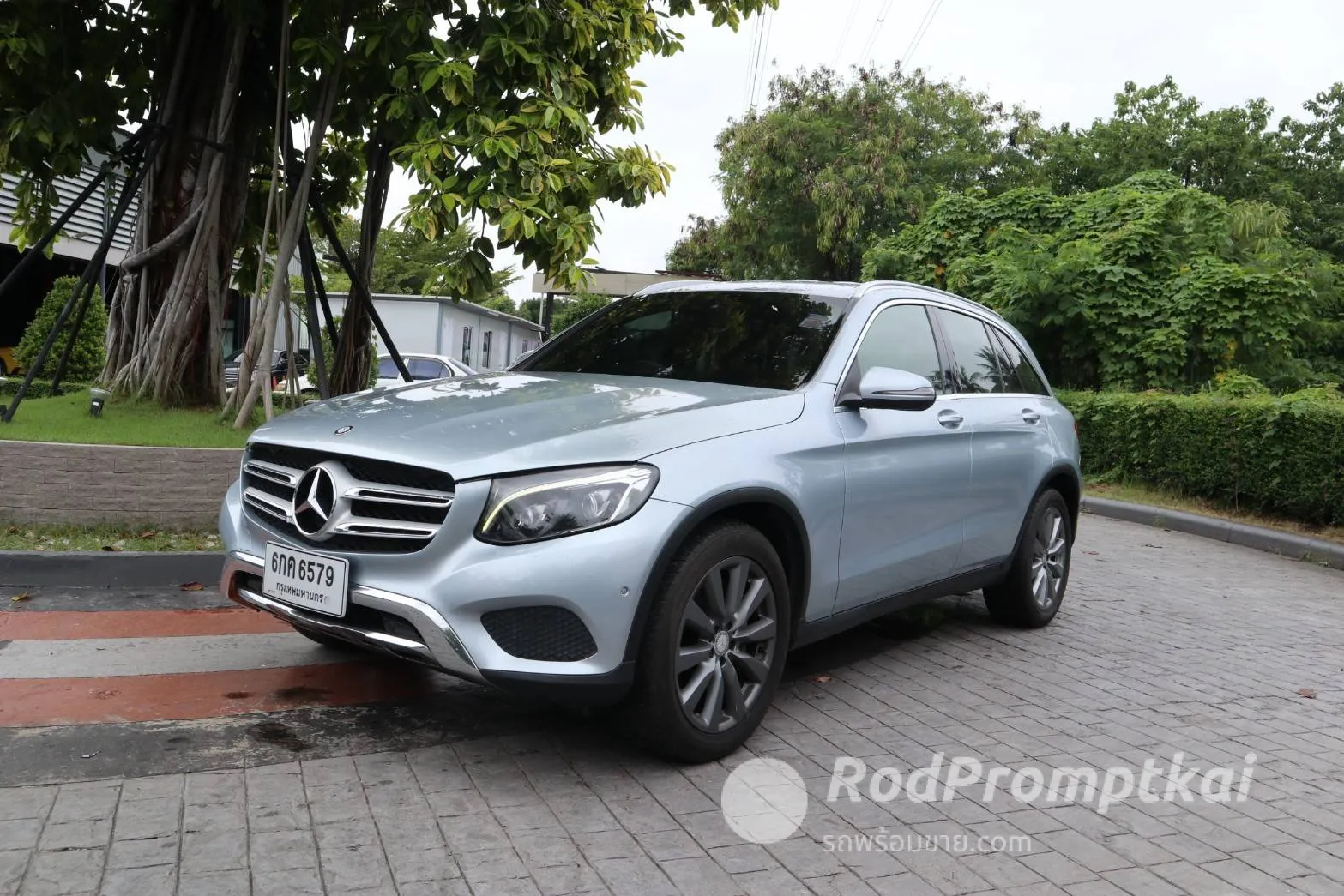 2016-mercedez-benz-glc-class-250d-21-4matic-4wd-bangkok-56496494