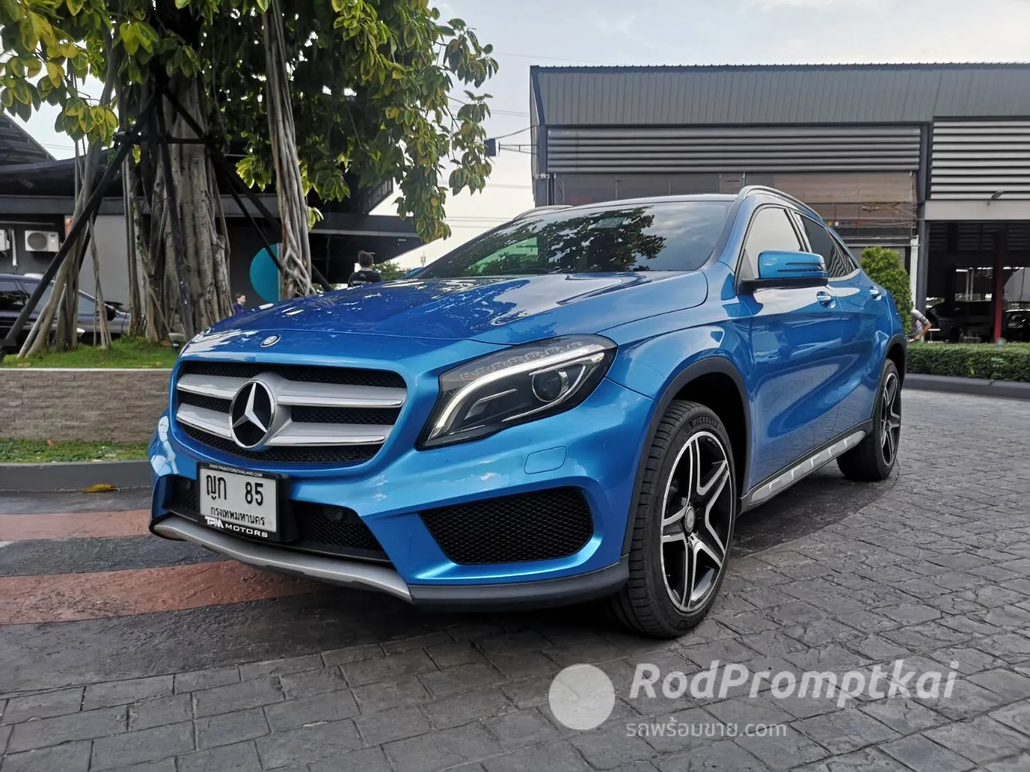 2016-mercedez-benz-gla-class-250-20-amg-dynamic-bangkok-74279450