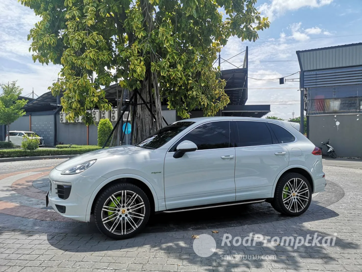 2016-porsche-cayenne-30-s-hybrid-4wd-bangkok-76926639