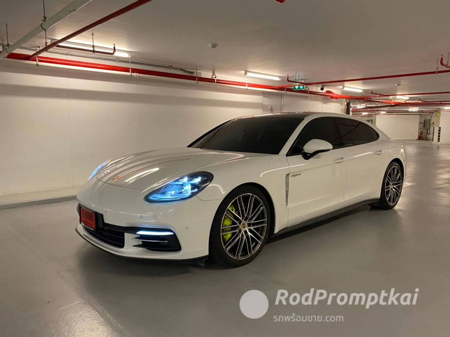 2018-porsche-panamera-29-4-e-hybrid-executive-4wd-bangkok-49190801