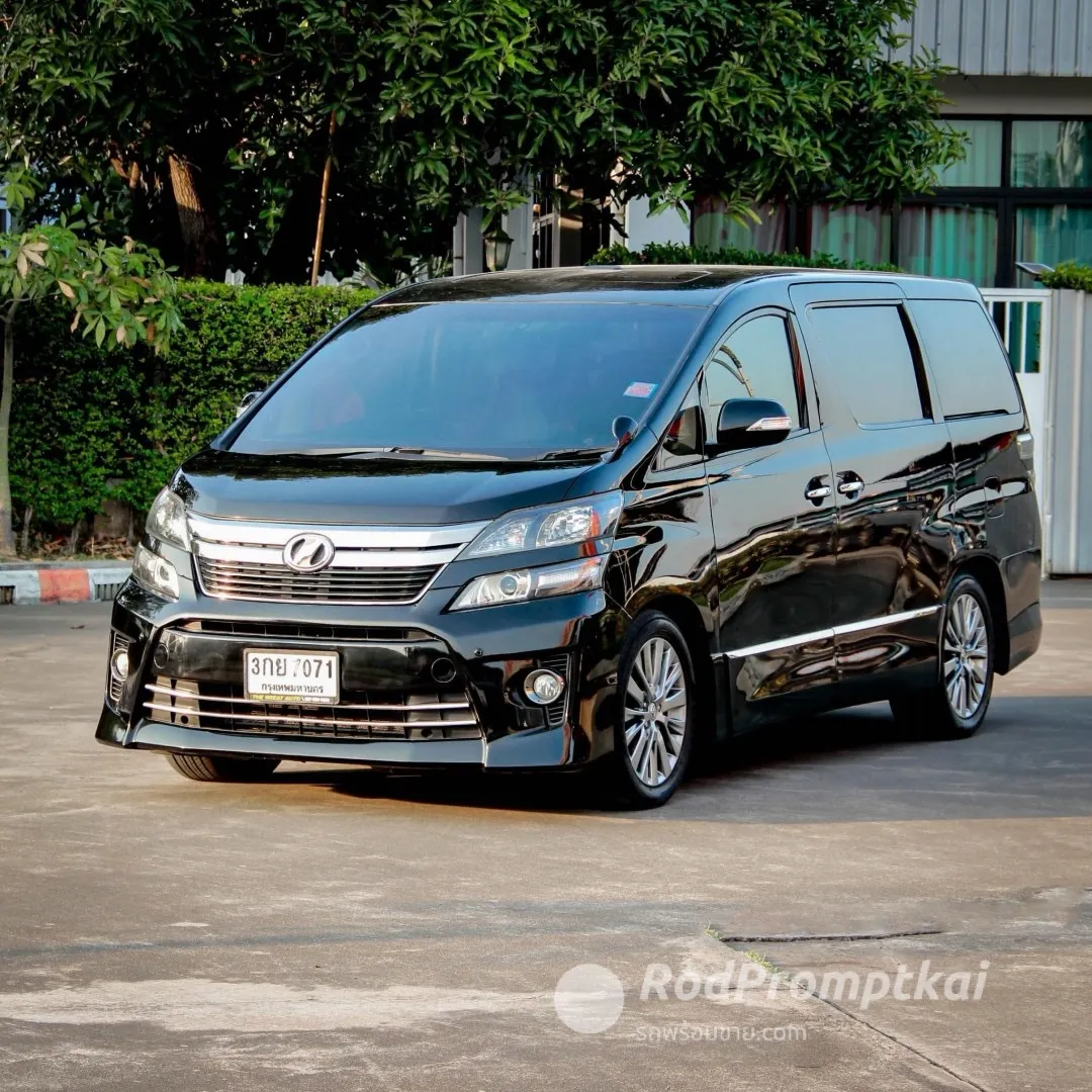 2014-toyota-vellfire-24-z-bangkok-17675238