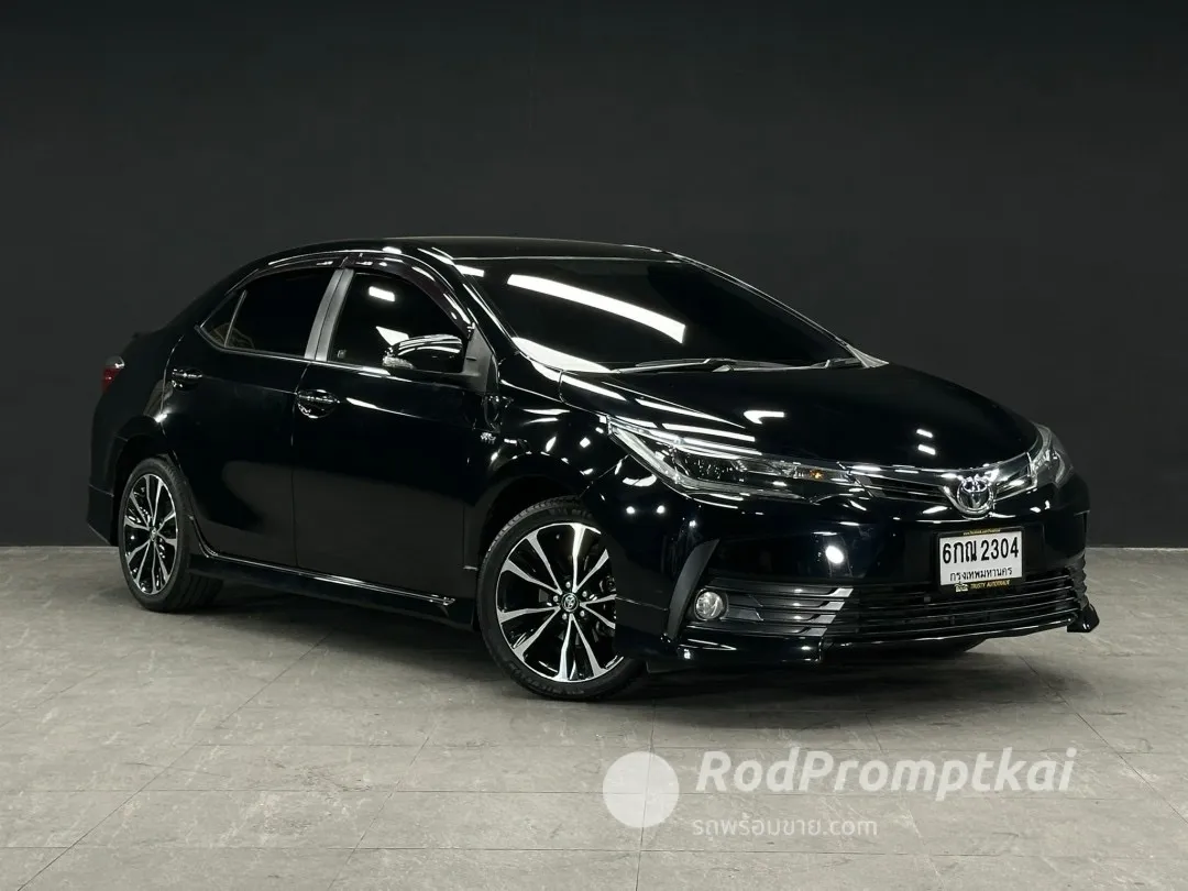 2017-toyota-corolla-altis-altis-18-e-sport-bangkok-9-1m-33591718