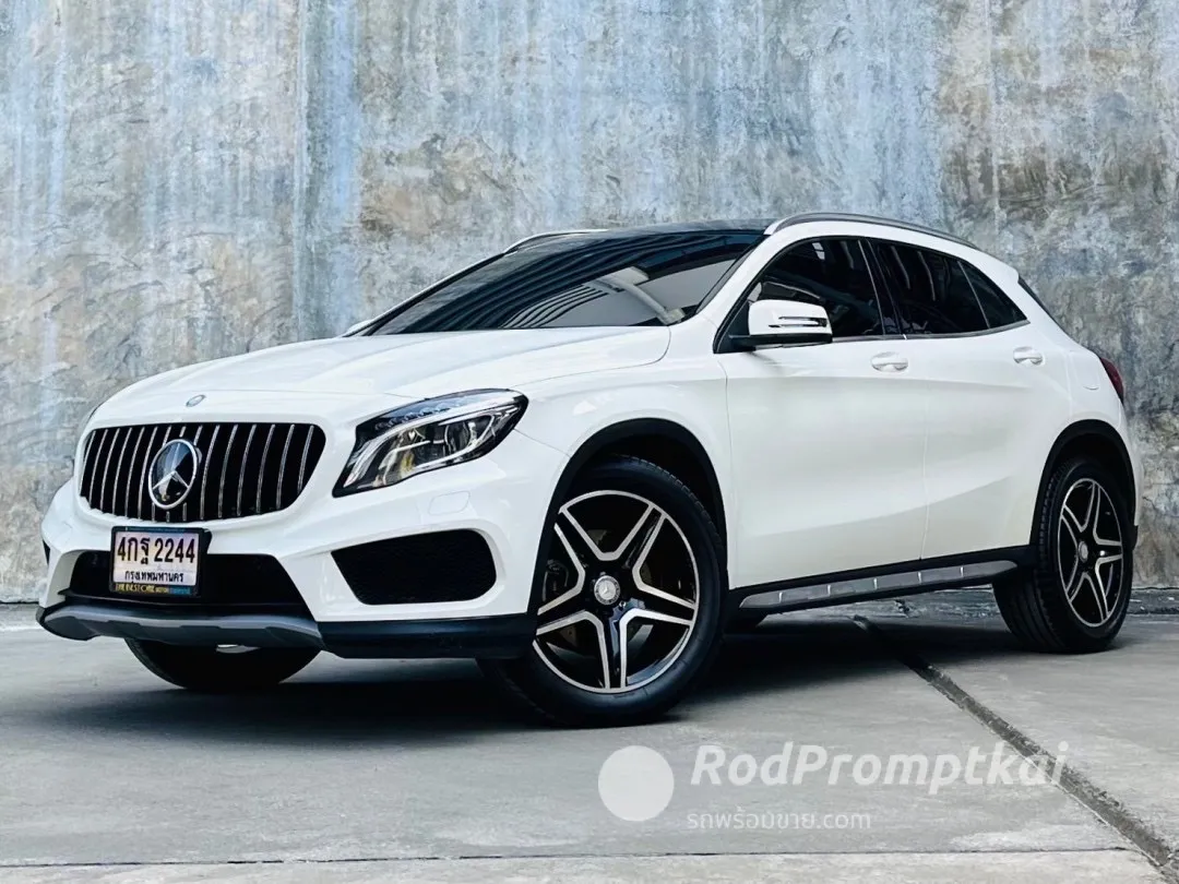 2016-mercedez-benz-gla-class-250-20-amg-dynamic-bangkok-38860843