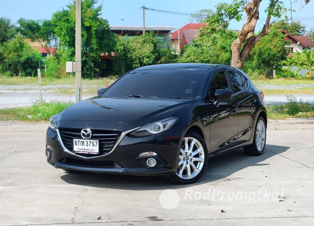 2017-mazda-3-20-s-bangkok-1-85616270