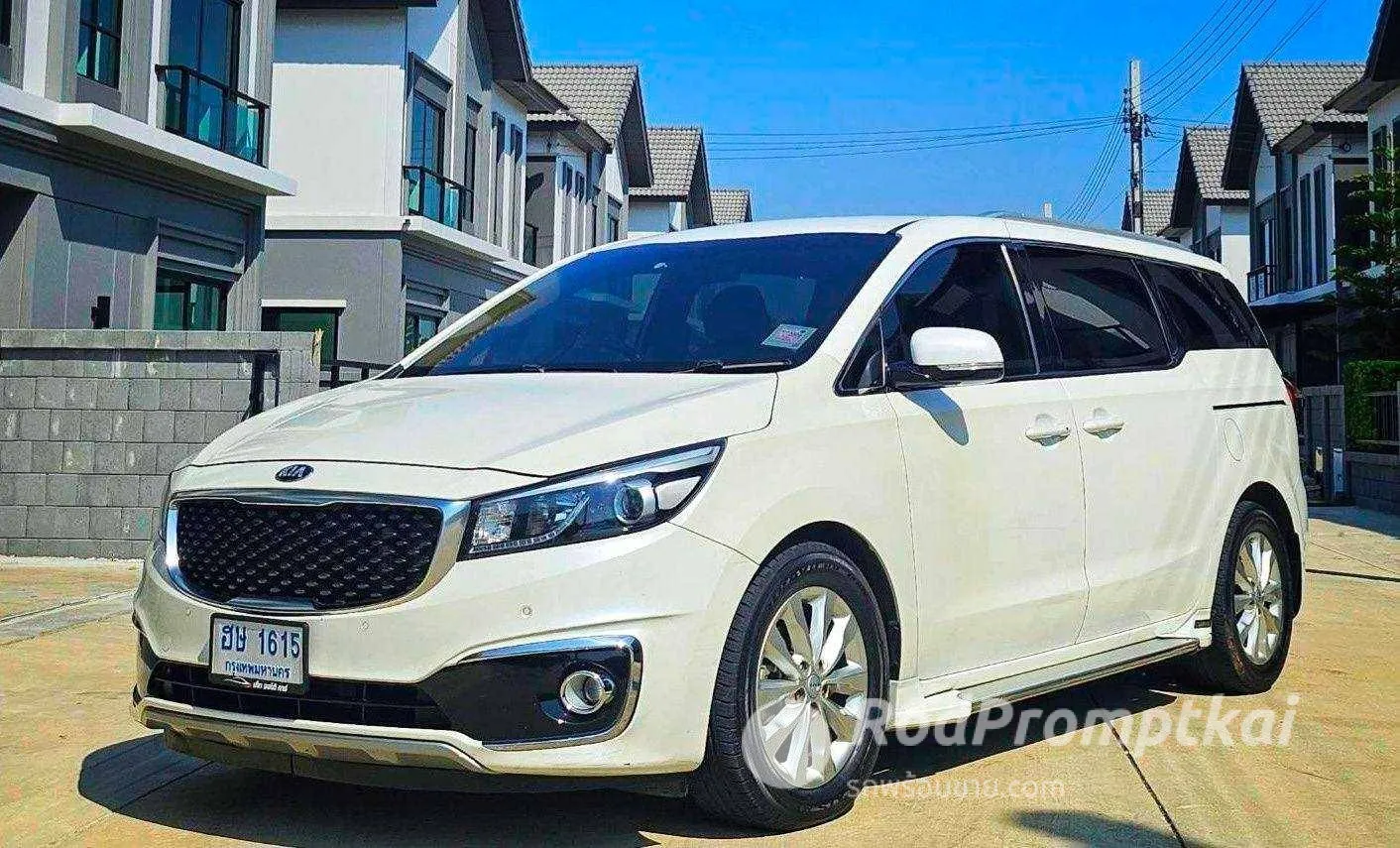 2017-kia-grand-carnival-22-ex-bangkok-04209401