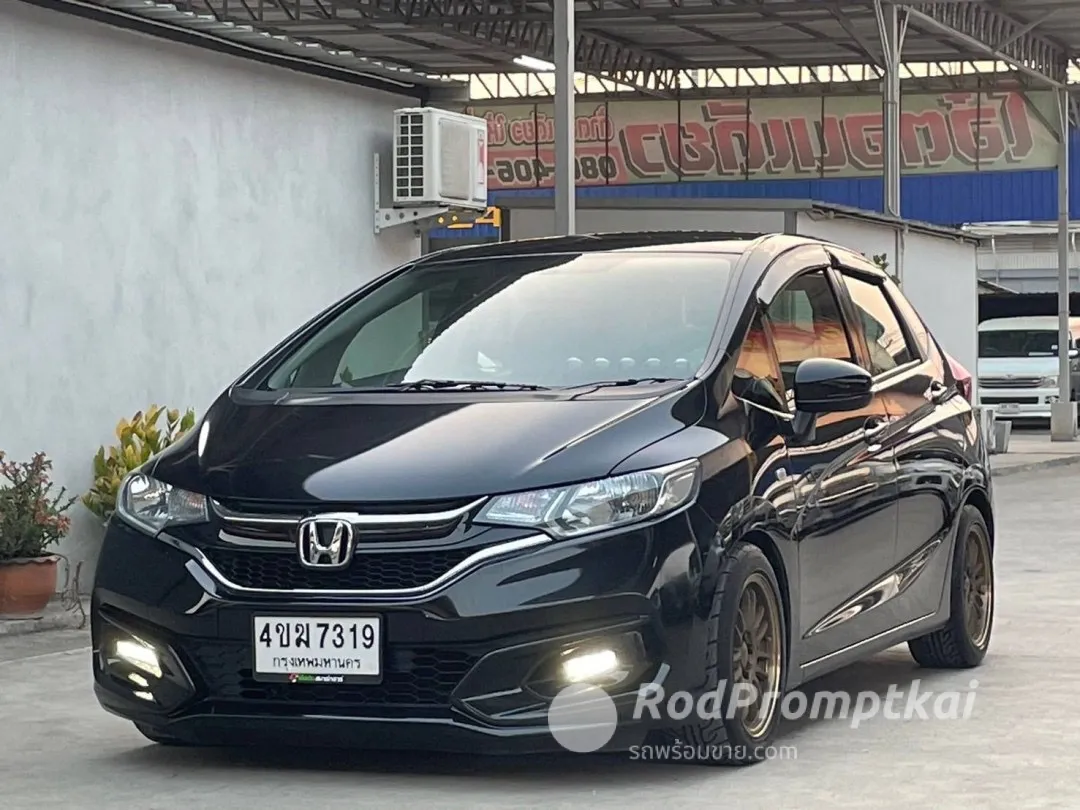 2018-honda-jazz-15-i-vtec-v-bangkok-honda-jazz-gk-15-v-i-vtec-2018-54162569