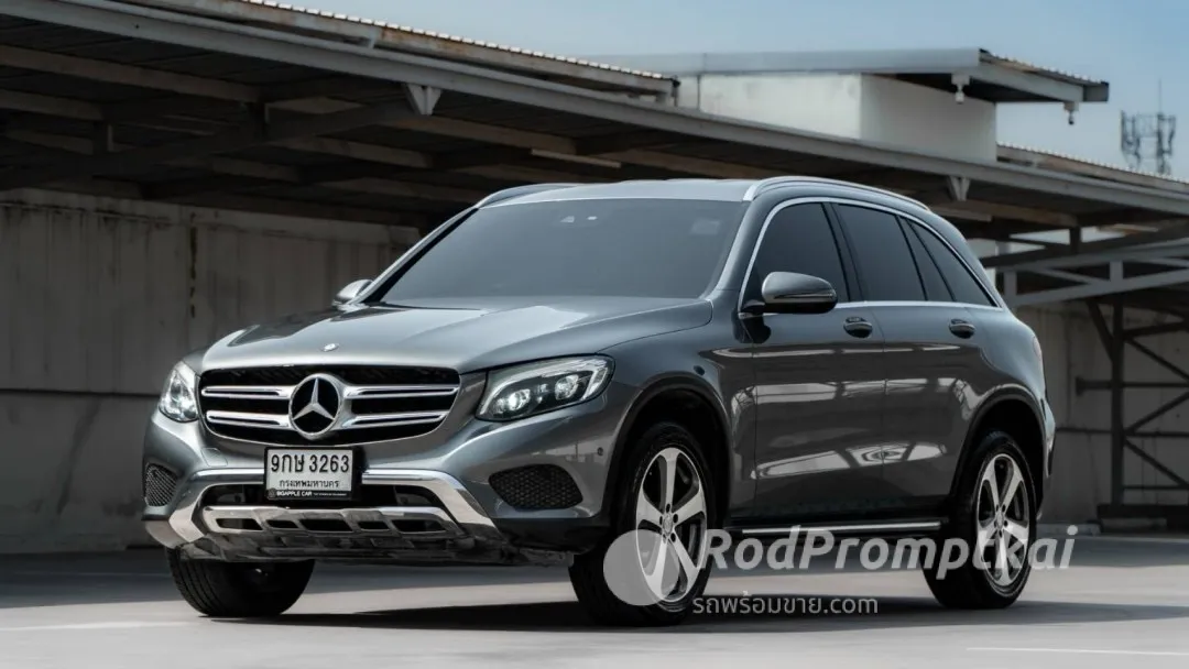 2017-mercedez-benz-glc-class-250d-21-4matic-4wd-bangkok-glc-250d-4matic-off-road-42853509