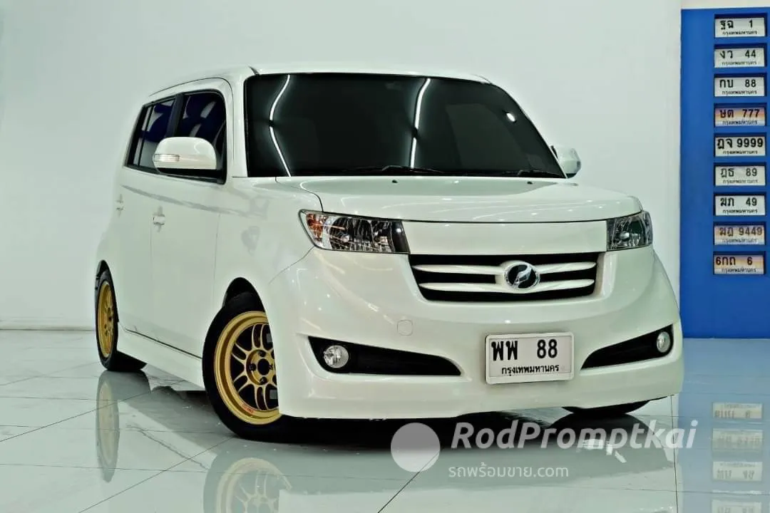 2010-toyota-bb-15-bangkok-61853676