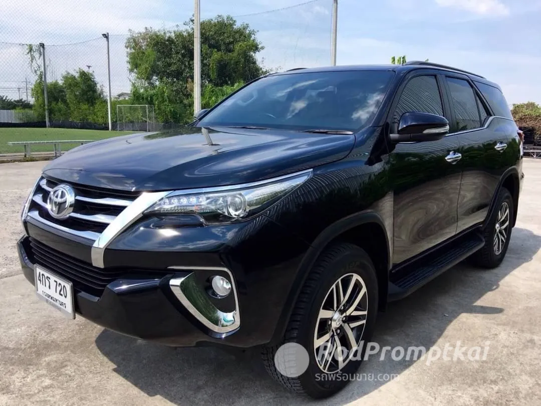 2015-toyota-fortuner-28-v-4wd-bangkok-63305703