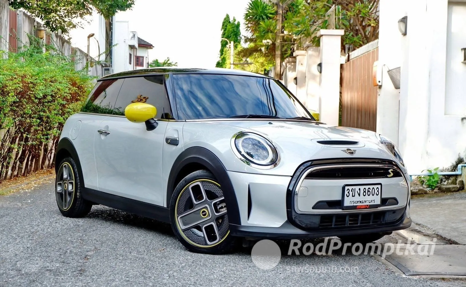 2021-mini-cooper-se-326-kwh-bangkok-mini-cooper-se-lci-37715425