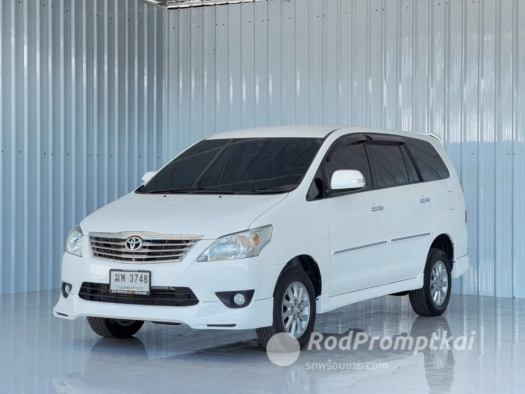 2012-toyota-innova-20-v-bangkok-toyota-innova-20v-at-87432200