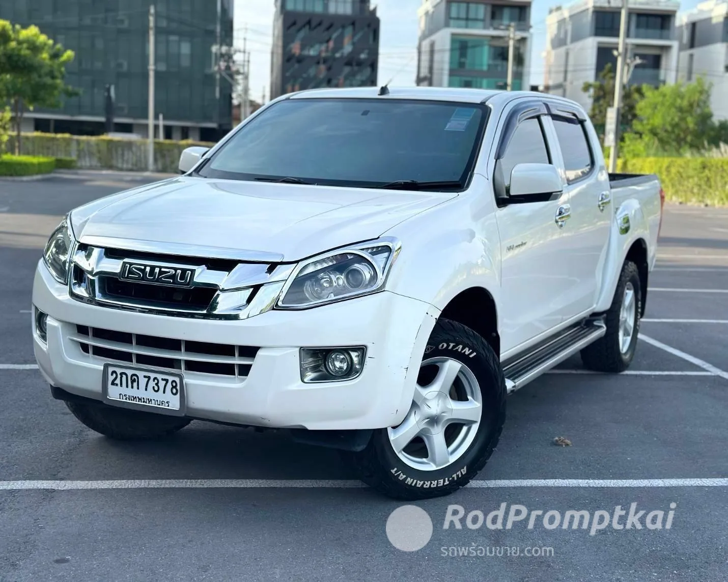 2013-isuzu-d-max-12-19-25-vgs-z-bangkok-15754322