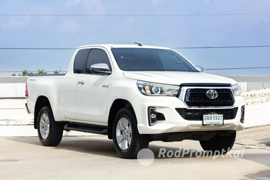 2019-toyota-hilux-revo-24-e-smart-cab-bangkok-75604379