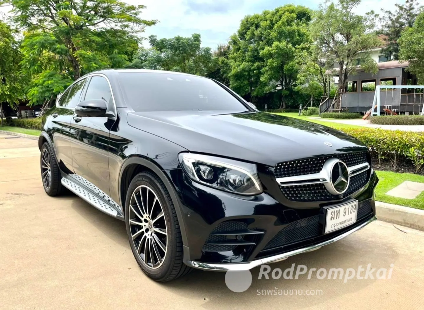 2018-mercedez-benz-glc-class-250d-21-4matic-amg-dynamic-4wd-bangkok-88737695