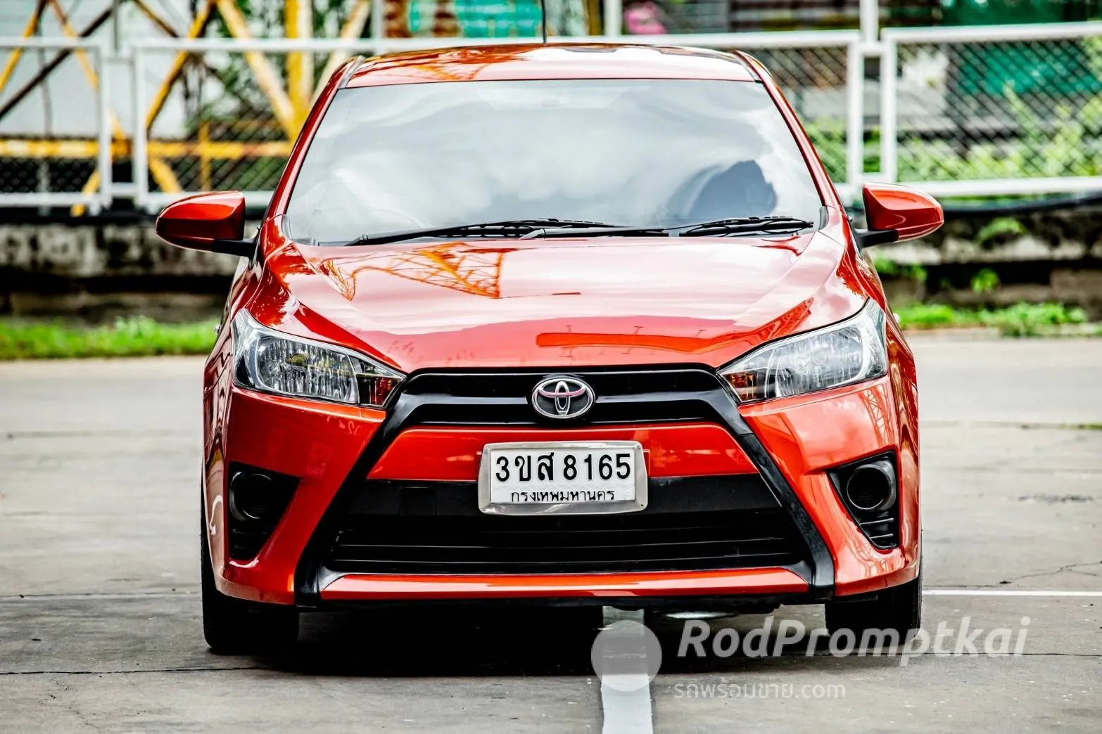 2014-toyota-yaris-12-j-bangkok-28766408