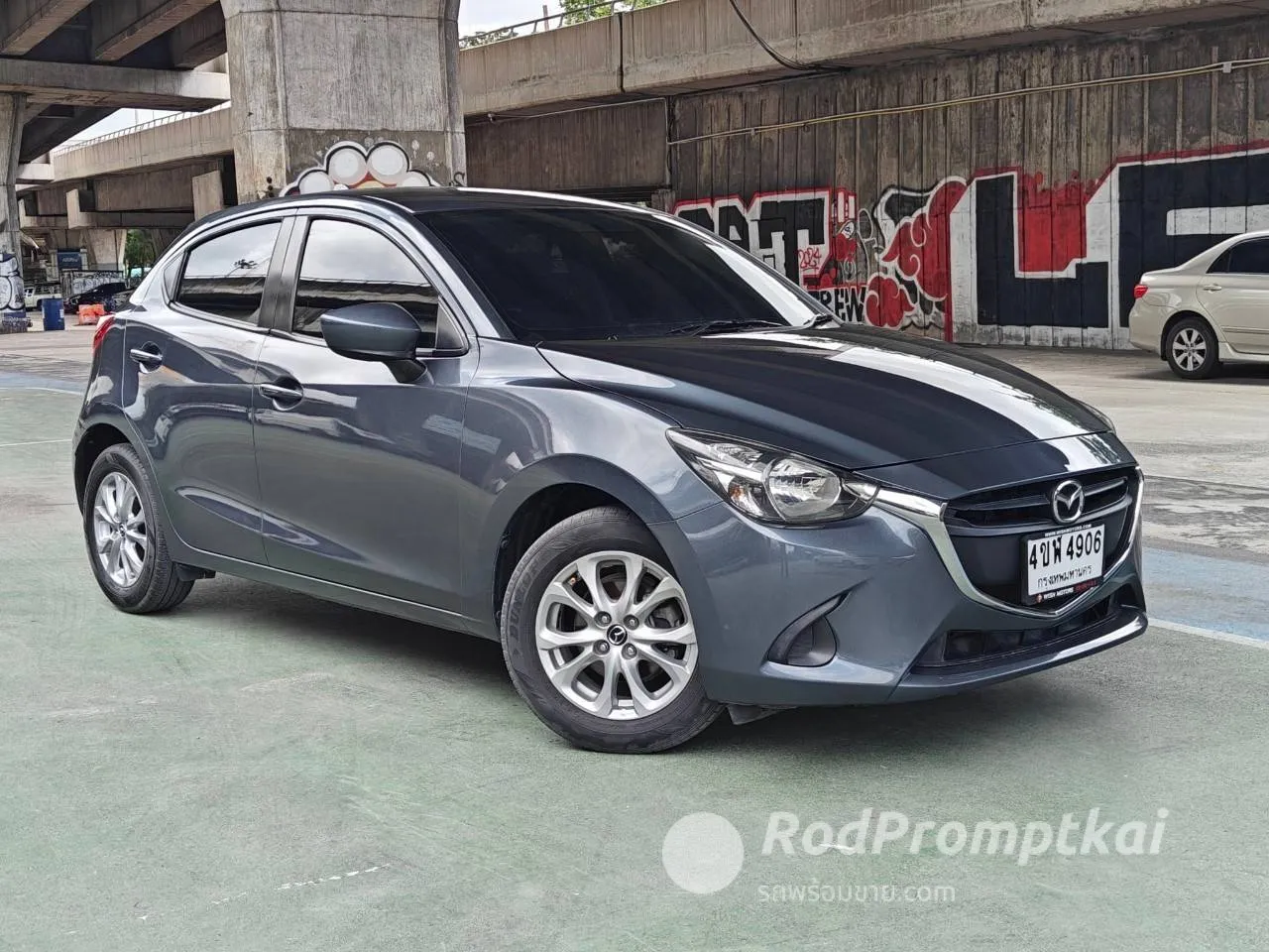 2015-mazda-2-15-xd-bangkok-49683789