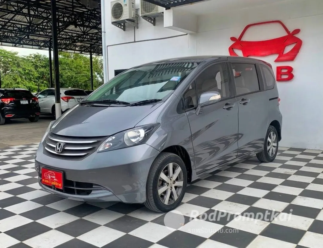 2010-honda-freed-15-e-bangkok-honda-freed-15-e-10-at-11396603