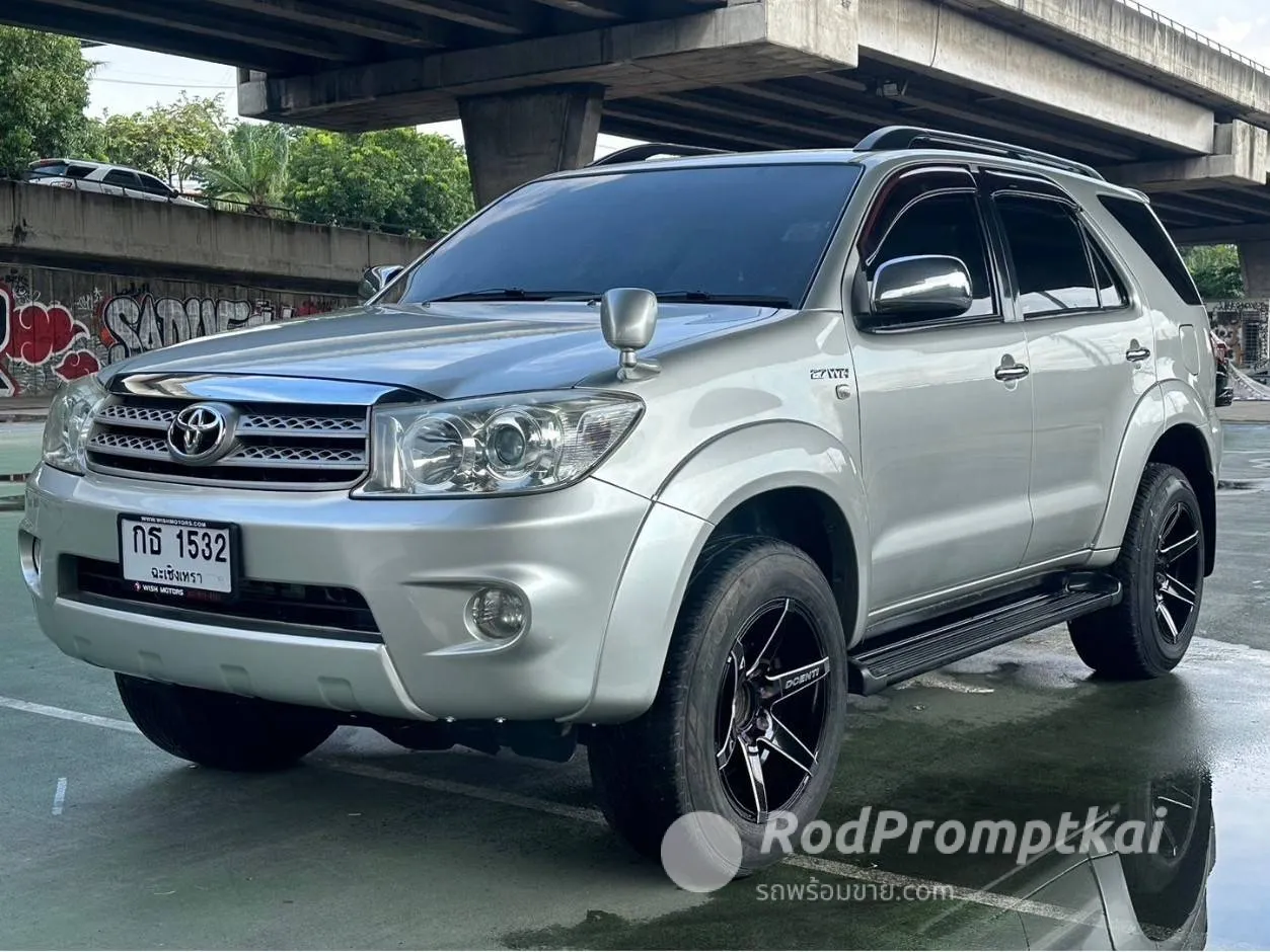 2011-toyota-fortuner-27-v-bangkok-28592778