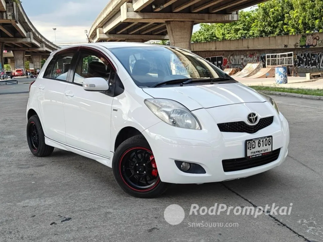 2011-toyota-yaris-15-e-bangkok-27780606