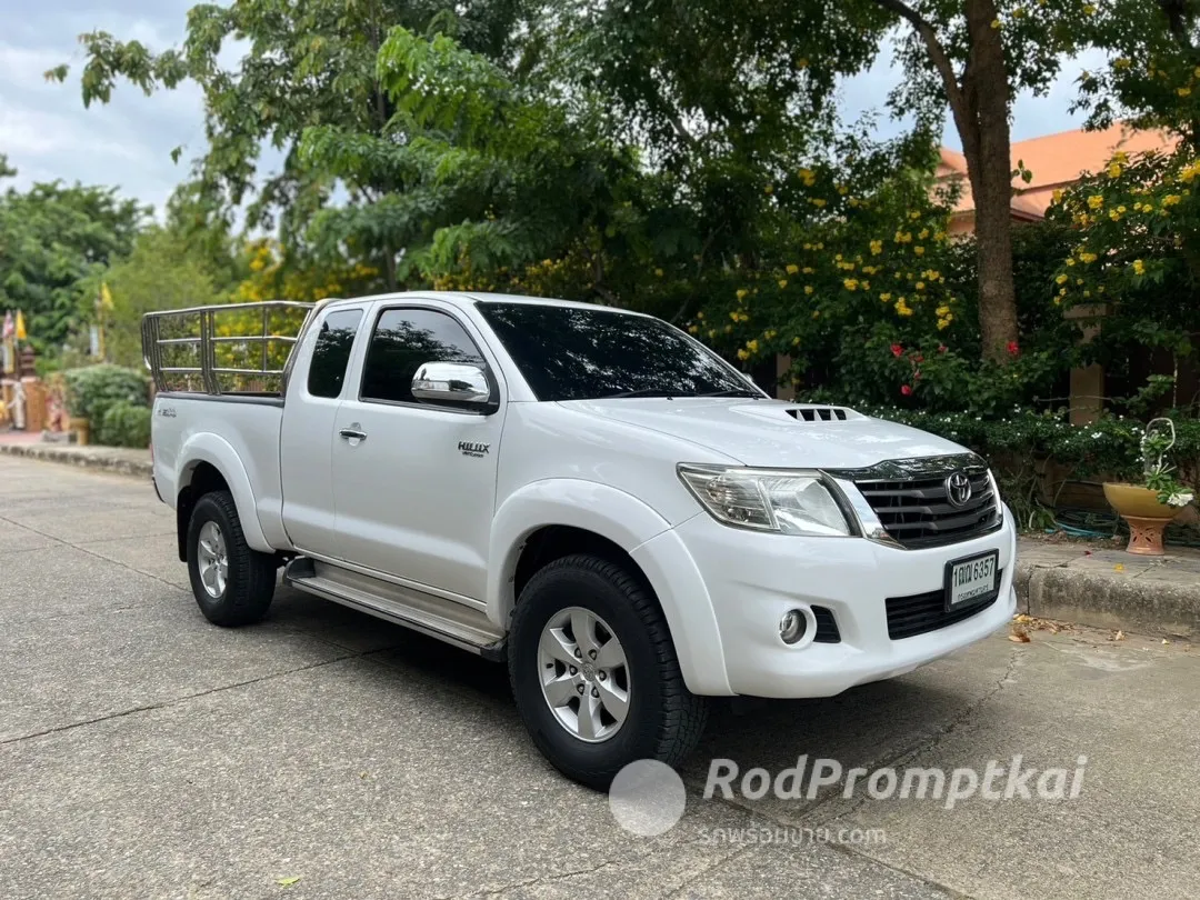 2013-toyota-hilux-vigo-25-e-smart-cab-bangkok-12645389