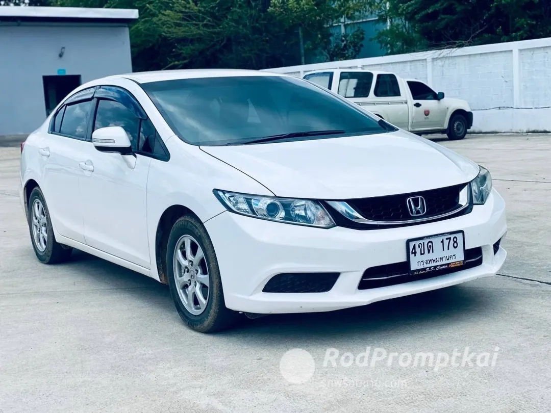 2015-honda-civic-18-e-i-vtec-bangkok-19500647