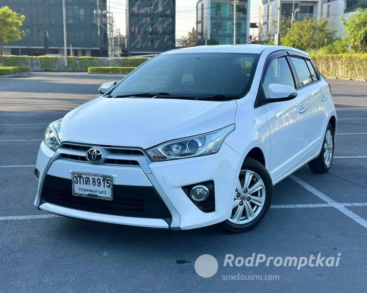 2014-toyota-yaris-12-g-bangkok-06398846